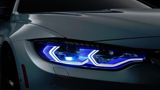 Bmw Far Özellikleri