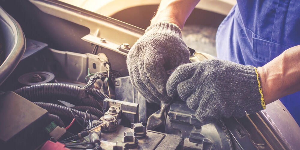 Oto Servis Seçerken Nelere Dikkat Etmeliyiz?