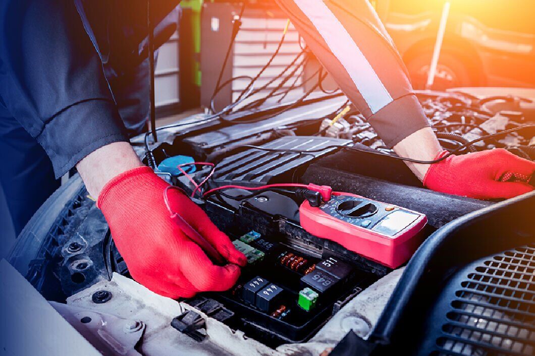 Otomobil Elektrikli Bileşenler Rehberi: Elektrikli Aksamların Arıza Belirtileri Nelerdir?